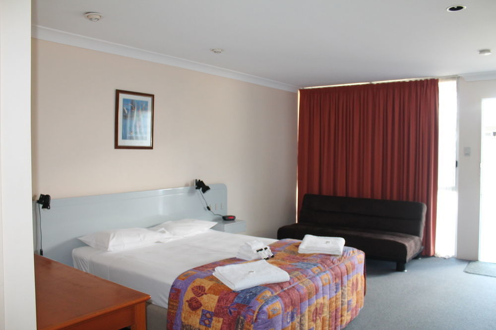 Alexander Motel Warwick Ngoại thất bức ảnh