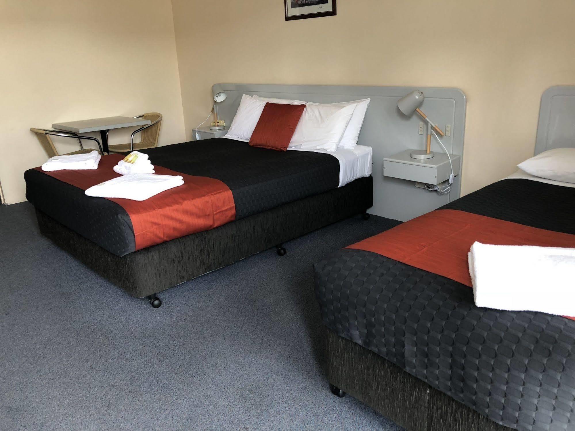 Alexander Motel Warwick Ngoại thất bức ảnh