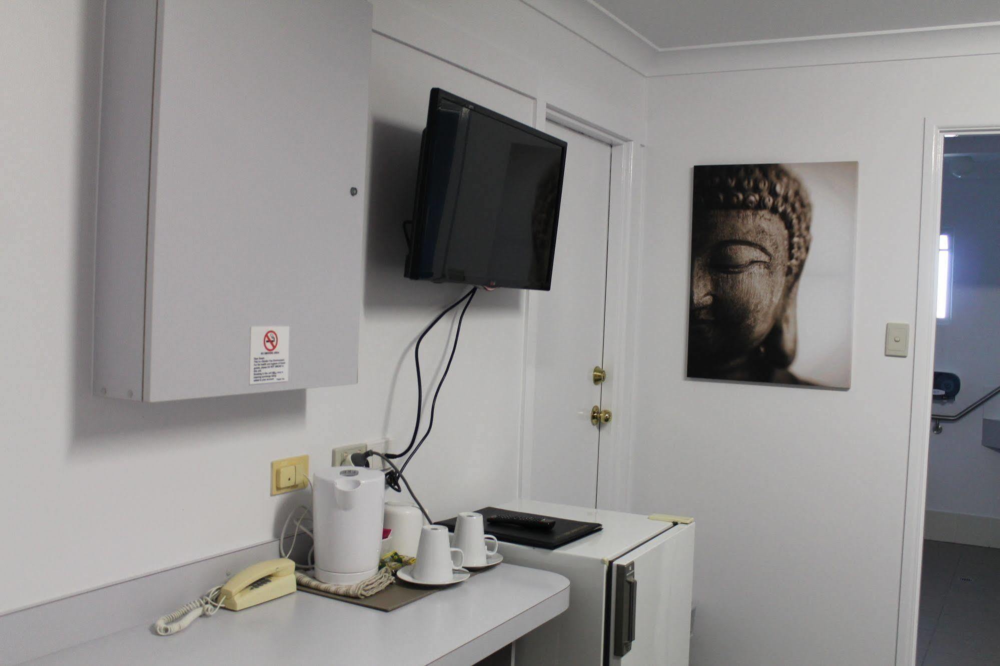 Alexander Motel Warwick Ngoại thất bức ảnh